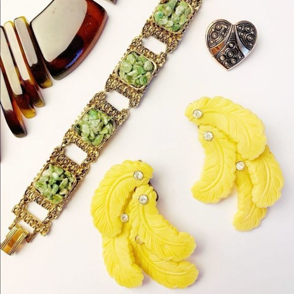 Vintage Mid Century Jewelry Lot - Picture 5 of 16